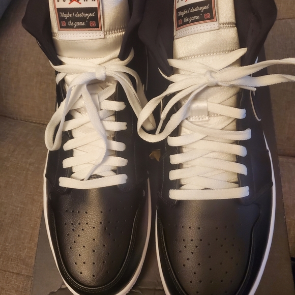 Air Jordan 1 Mid SE "Maybe I destroyed the game" - Picture 2 of 7